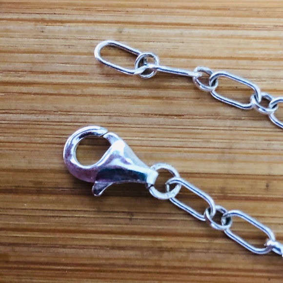 $77  Running Bear Navajo Estate Necklace  Marked R.B. STERLING - Picture 6 of 6